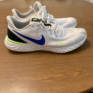 Nike Revolution 5 Men's Running Shoes Color- White/Racer Blue-Black Size 10.5
